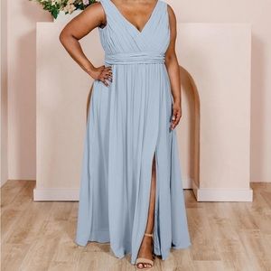 Revelry Kiera chiffon dress size 4, blue color "Love is in the Air" 401